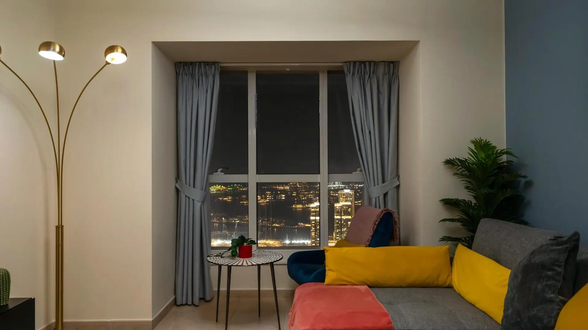 Amazing Full Sea And Palm View 58 Floor Apartment Dubai